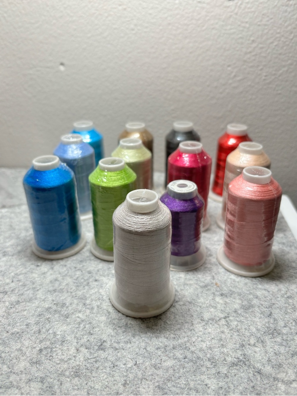 Radiant Embroidery Thread Set - Assorted Colors - Picture 3 of 5